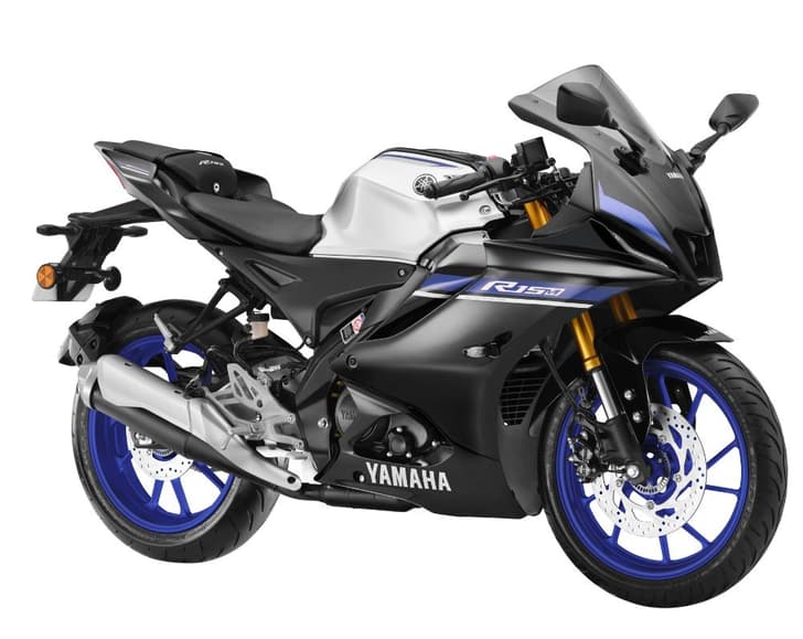 2025 Yamaha R15M Metallic Grey Studio Shot