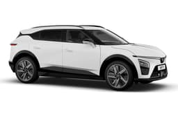 VinFast VF7 white exterior colour