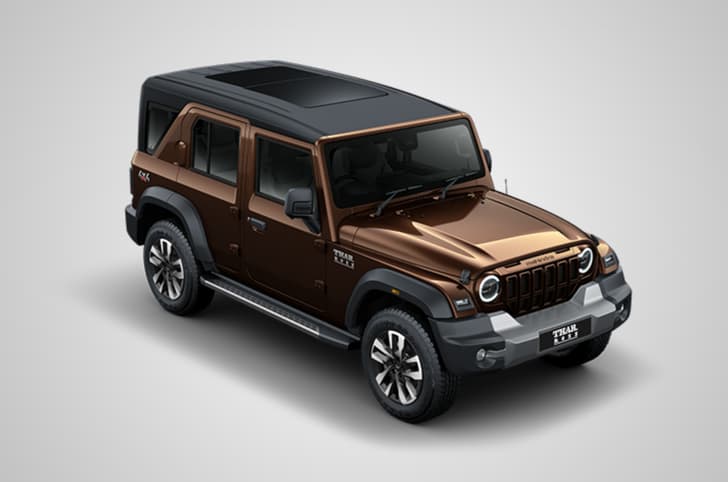 mahindra thar roxx burnt sienna colour