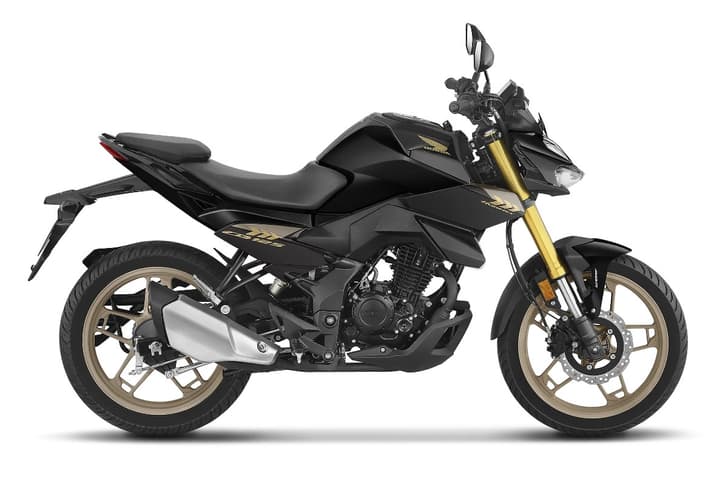 Honda CB125 Hornet black colour right side profile static in studio