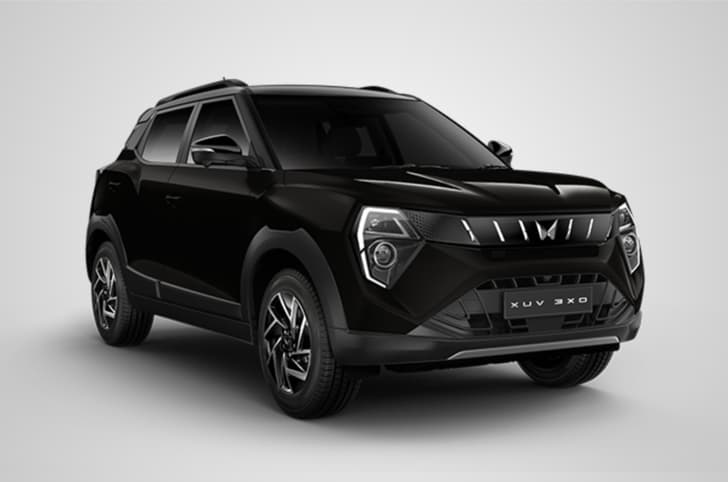 mahindra xuv 3xo stealth black with grey roof colour
