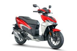Hero Xoom 125 red front side static in studio