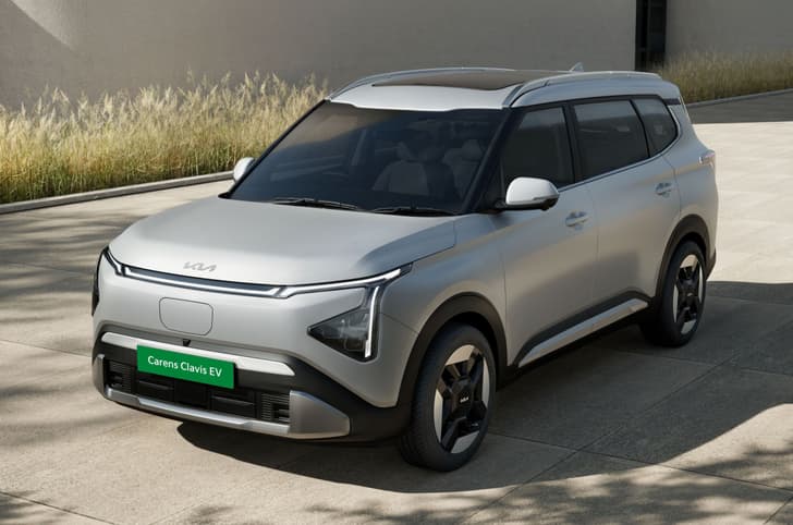 Kia Carens Clavis EV exterior