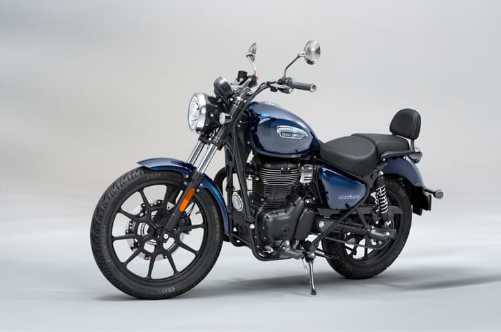 Royal Enfield Meteor 350 Stellar Marine Blue