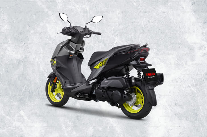 Yamaha XR155 rear left three quarter shot