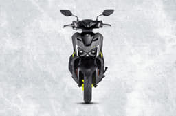 Yamaha XR155 front static