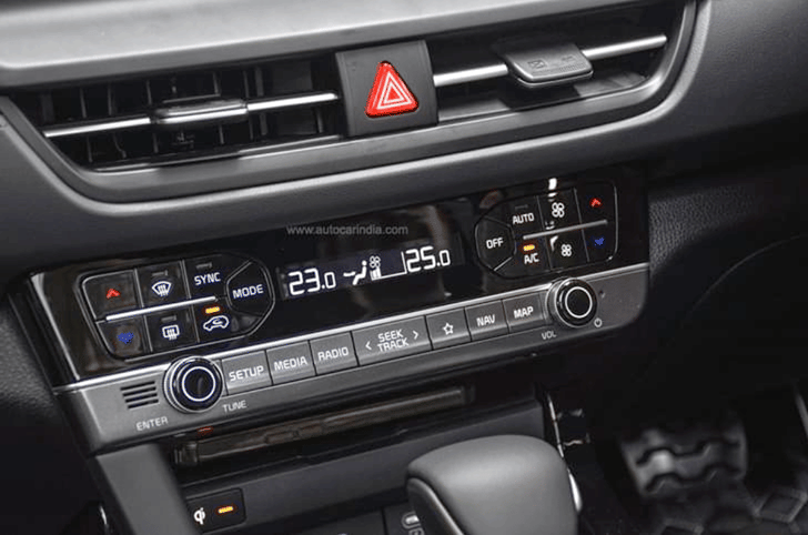 Kia Seltos HVAC controls