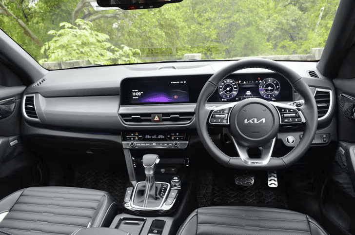 Kia Seltos interior