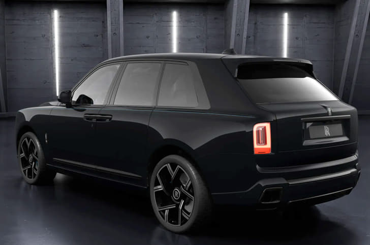 Rolls Royce Cullinan Black Badge rear left exterior