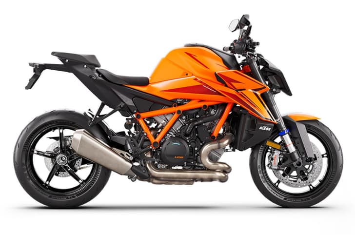 KTM 1390 Suoer Duke R side profile shot