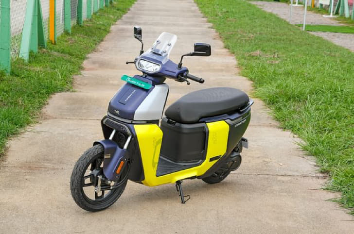 Front three quarter shot of TVS Orbiter 