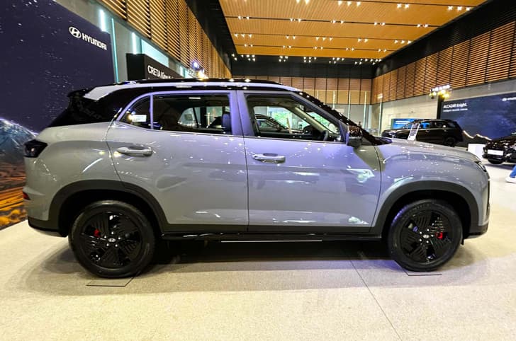 2025 hyundai creta electric knight edition on show floor