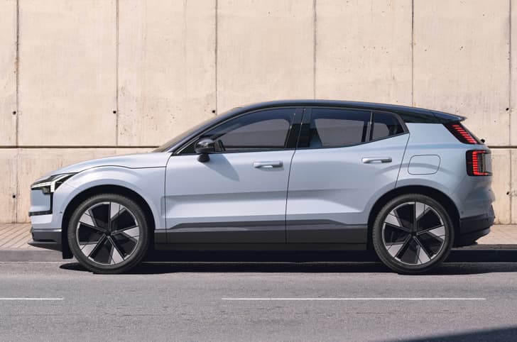 Volvo EX30 left side profile