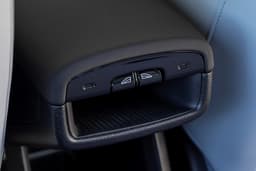 2025 volvo ex30 interior