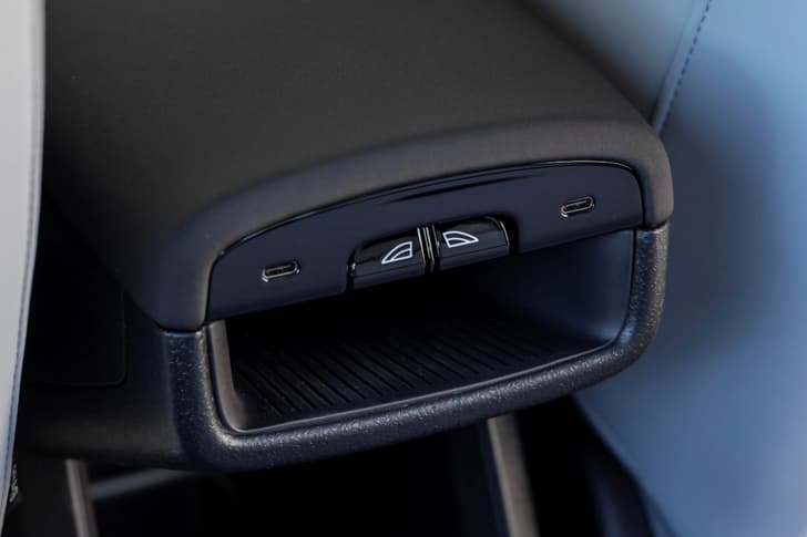 2025 volvo ex30 interior