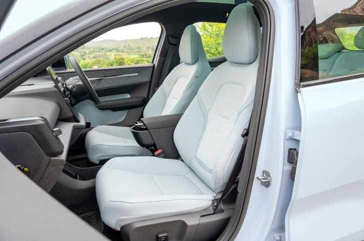 2025 volvo ex30 interior