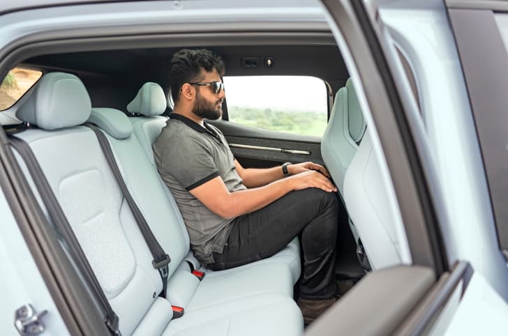 2025 volvo ex30 interior