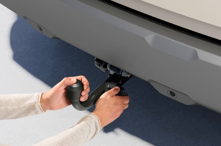 2025 Dacia Duster Pickup tow hitch 