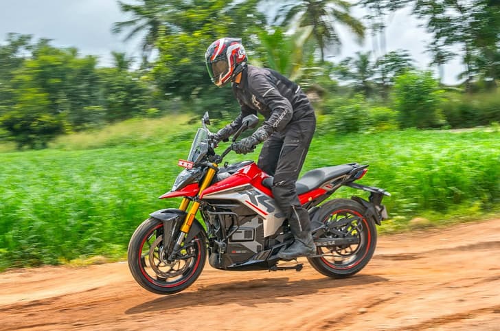 Rider riding off-road with Ultraviolette X47