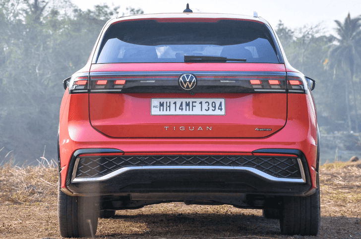 Volkswagen Tiguan R Line spoiler