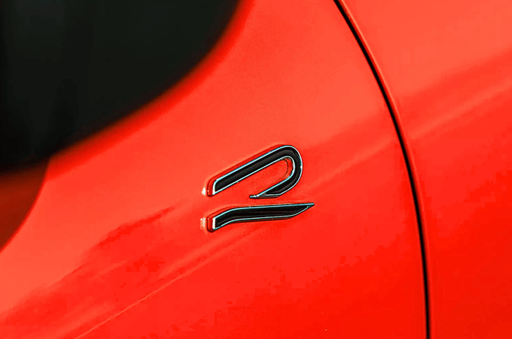 Volkswagen Tiguan R Line R badge