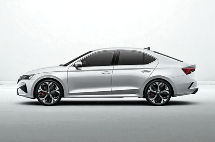 Skoda Octavia RS in Candy White.