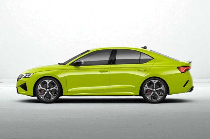 Skoda Octavia RS in Mamba Green.