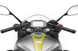 Gixxer, Gixxer SF rider POV