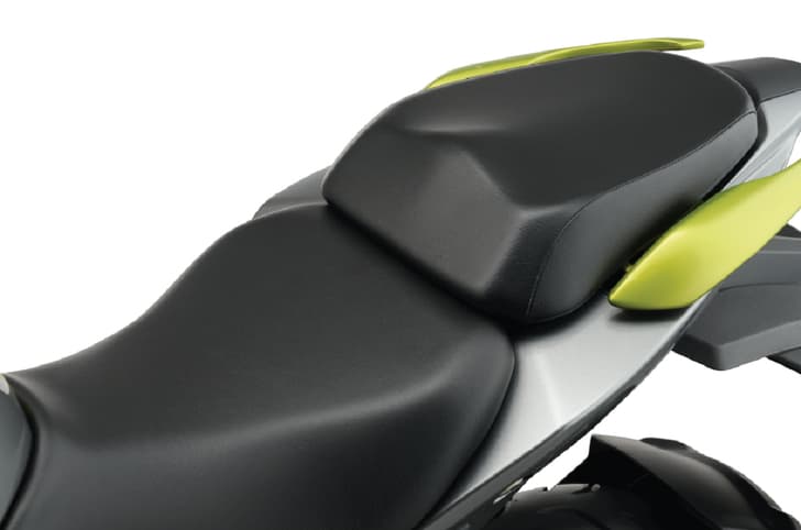 Gixxer, Gixxer SF split seat