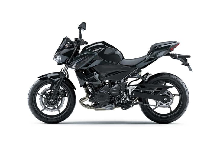 Z250 side profile studio shot