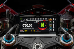 Ducati Panigale V4 S dash