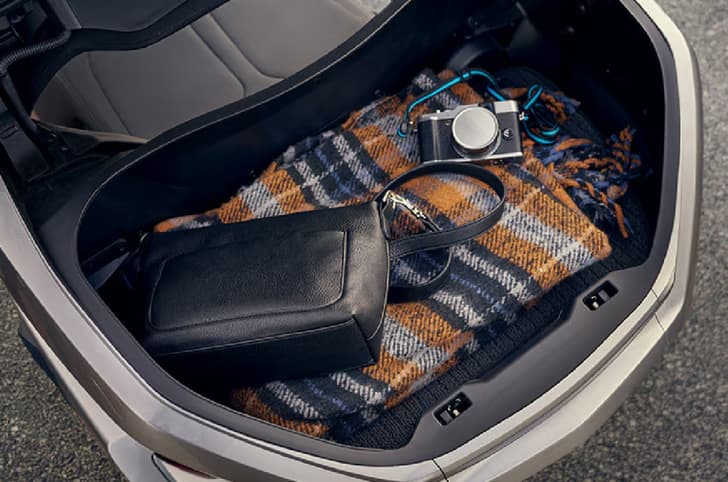 Multiple items inside Honda Gold Wing Tour trunk