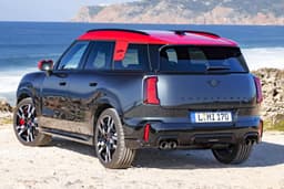 mini countryman jcw on road