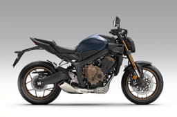 Other features include Honda Selectable Torque Control (HSTC) and a 5-inch TFT console. 