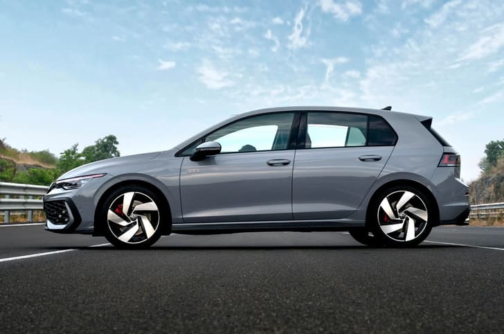 Volkswagen Golf GTI side profile