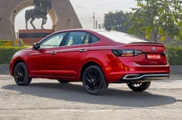 volkswagen virtus in field