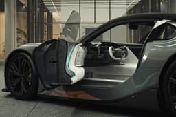 Lexus Sport Concept opening door