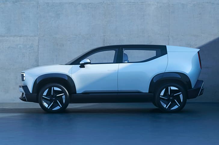 Honda 0 a electric SUV side profile 