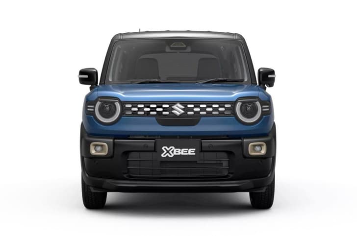 Suzuki XBEE front