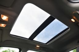 Maruti Suzuki Grand Vitara sunroof