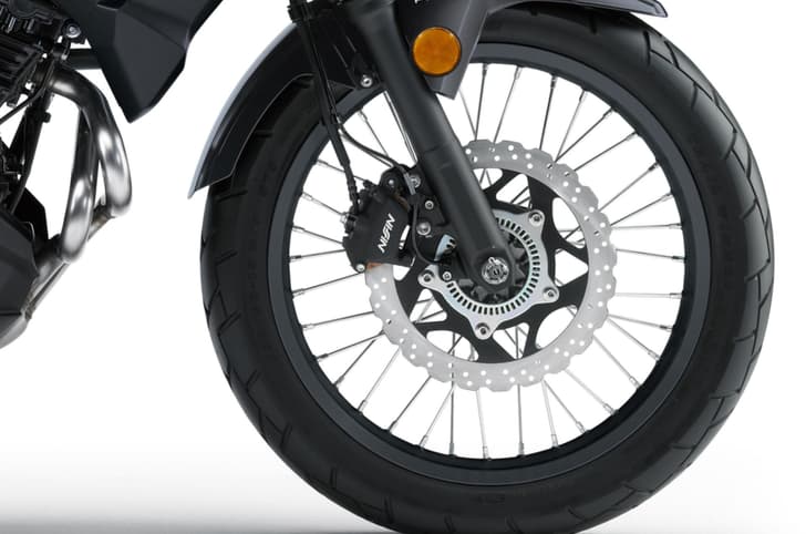 Kawasaki Versys-X 300 front wheel