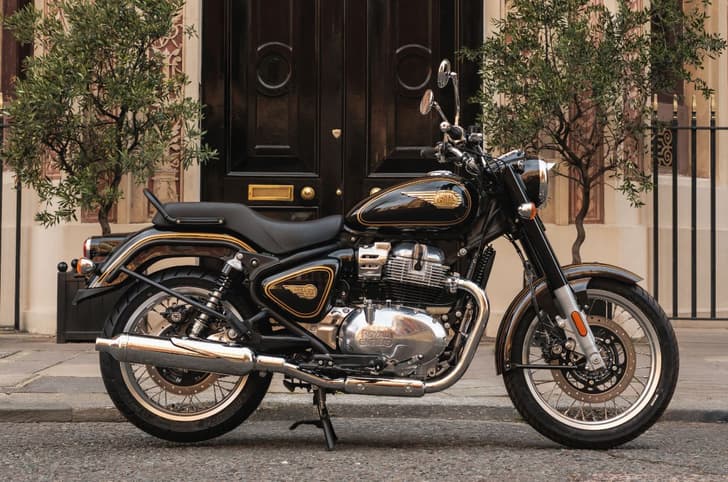 Royal Enfield Bullet 650 Twin black colour
