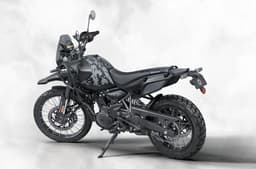 Royal Enfield Himalayan 450 Mana Black rear-left three quarter