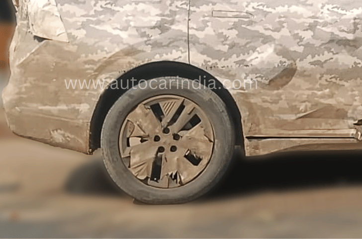 Mahindra XUV700 facelift alloy wheels