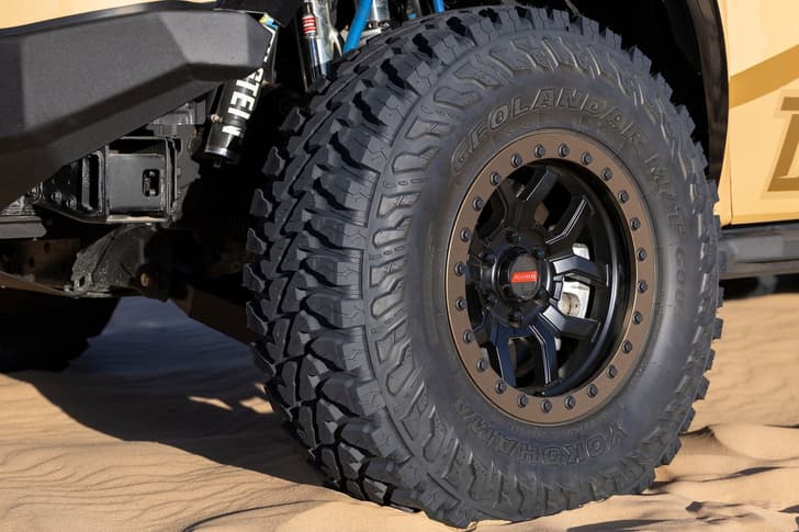 2025 nissan dune patrol concept in desert