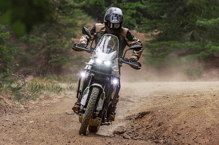 Kawasaki KLE500 riding shot