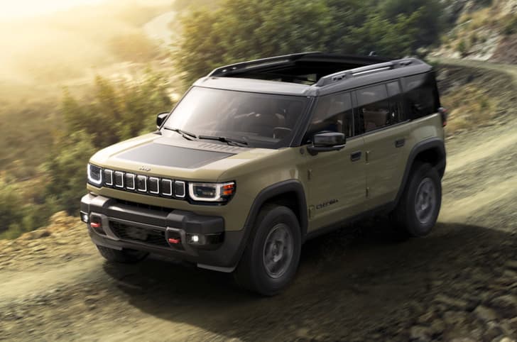 Jeep Recon range