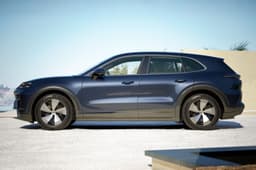 Porsche Cayenne Electric side