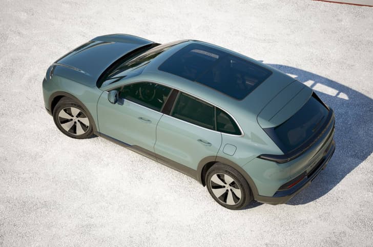 Porsche Cayenne Electric sunroof