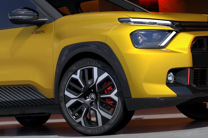 Citroen Basalt Vision front quarter